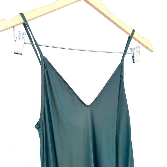 Velvet By Graham And Spencer Poppy Slip Midi Dress Green XS Satin Slinky - Picture 7 of 11